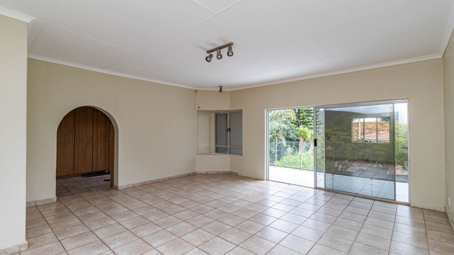 7 Bedroom Property for Sale in Safari Gardens North West